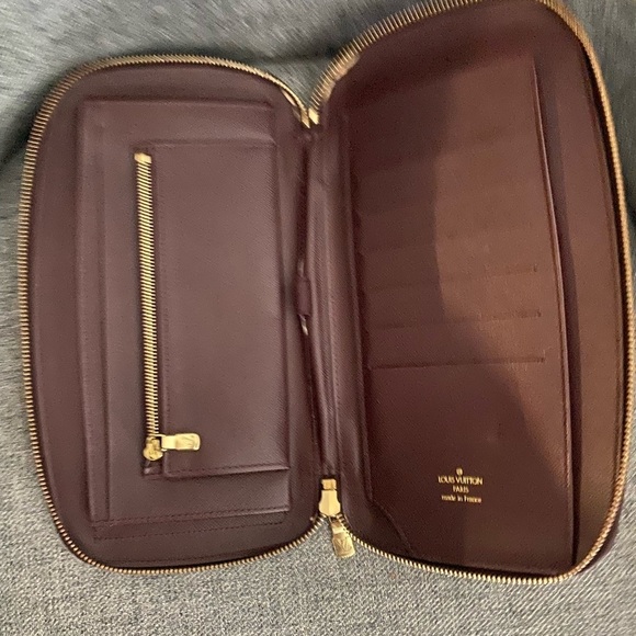 LOUIS Vuitton Atoll Organizer Wallet Taiga Leather - Picture 6 of 11